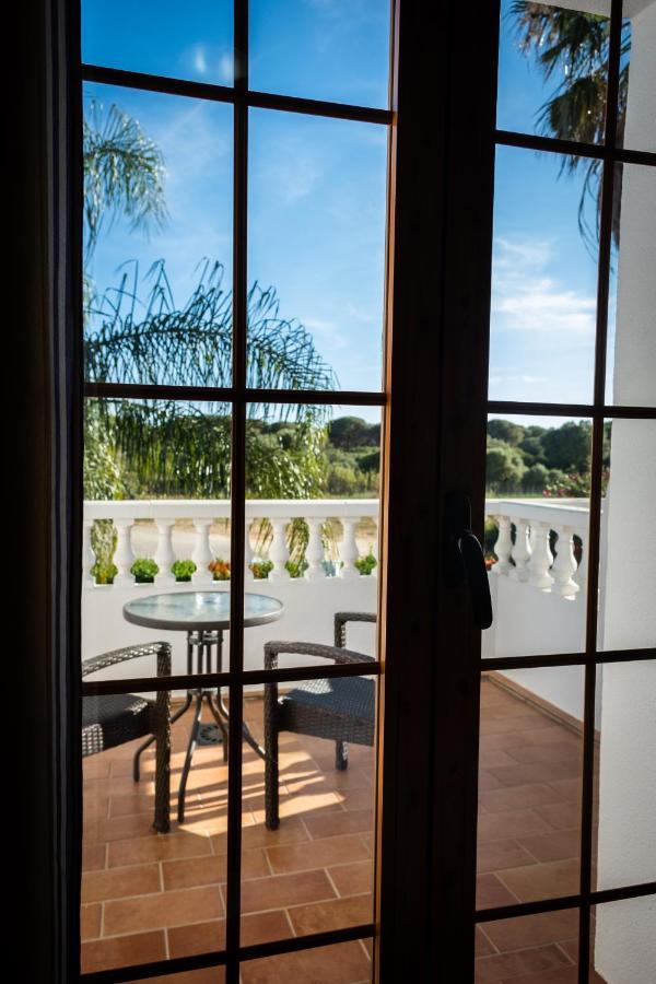 Hostal Cabo Roche Conil De La Frontera Bagian luar foto